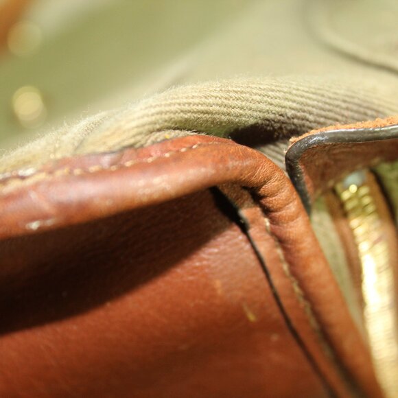 Vintage Ghurka No 2 Olive Green Twill and Leather Express Bag - Picture 6 of 16